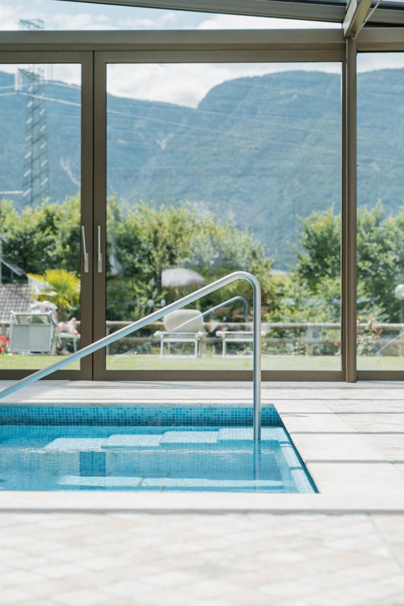 Hotel Girlanerhof Appiano Sulla Strada Del Vino Eksteriør bilde